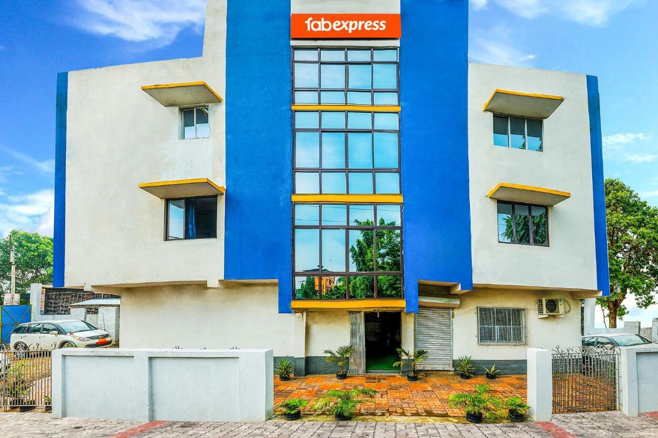 Fabexpress Vinita Welcome Villa Howrah Hāora Esterno foto